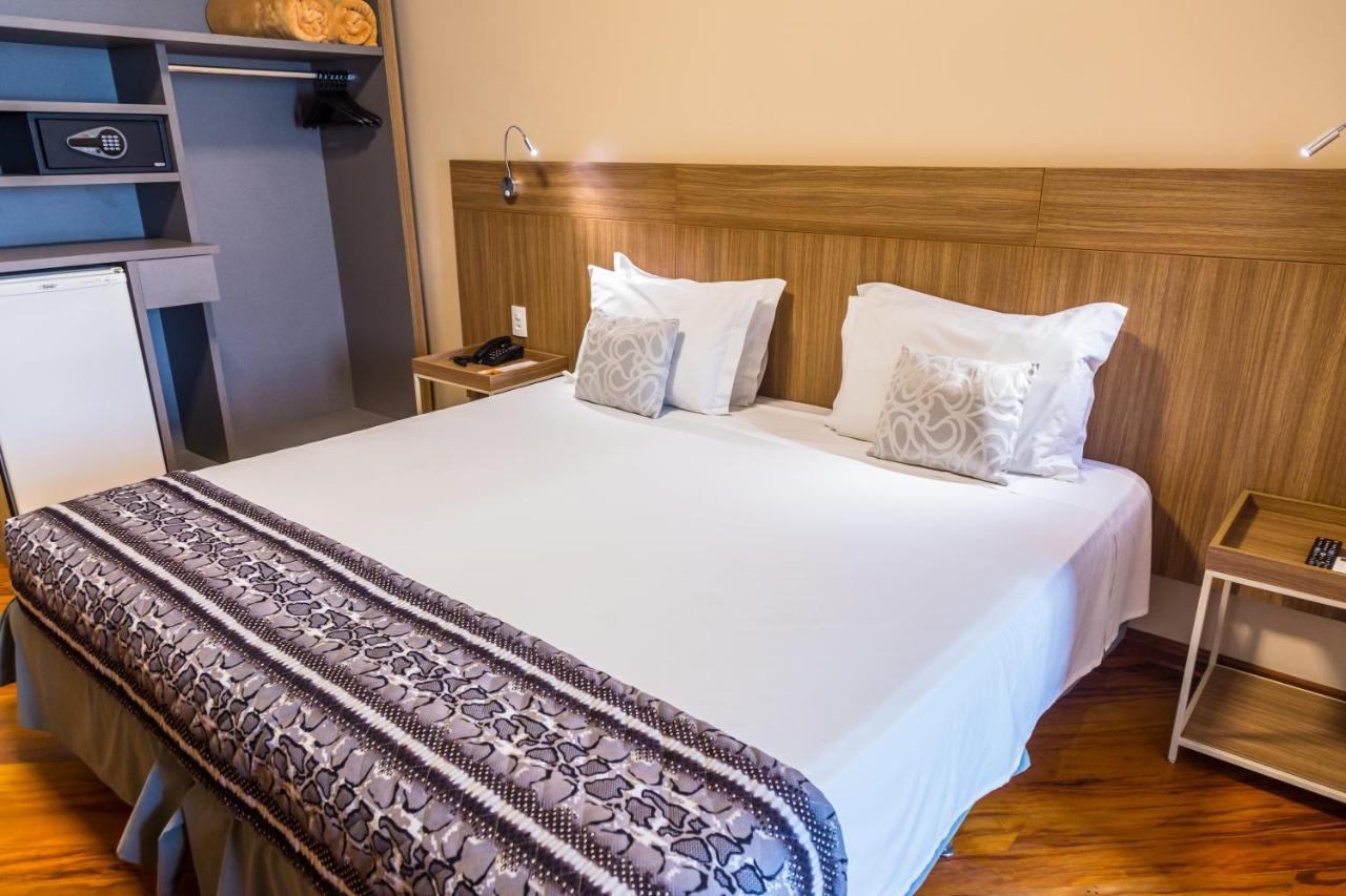 Luxury Double Room,835983140:JPEG
