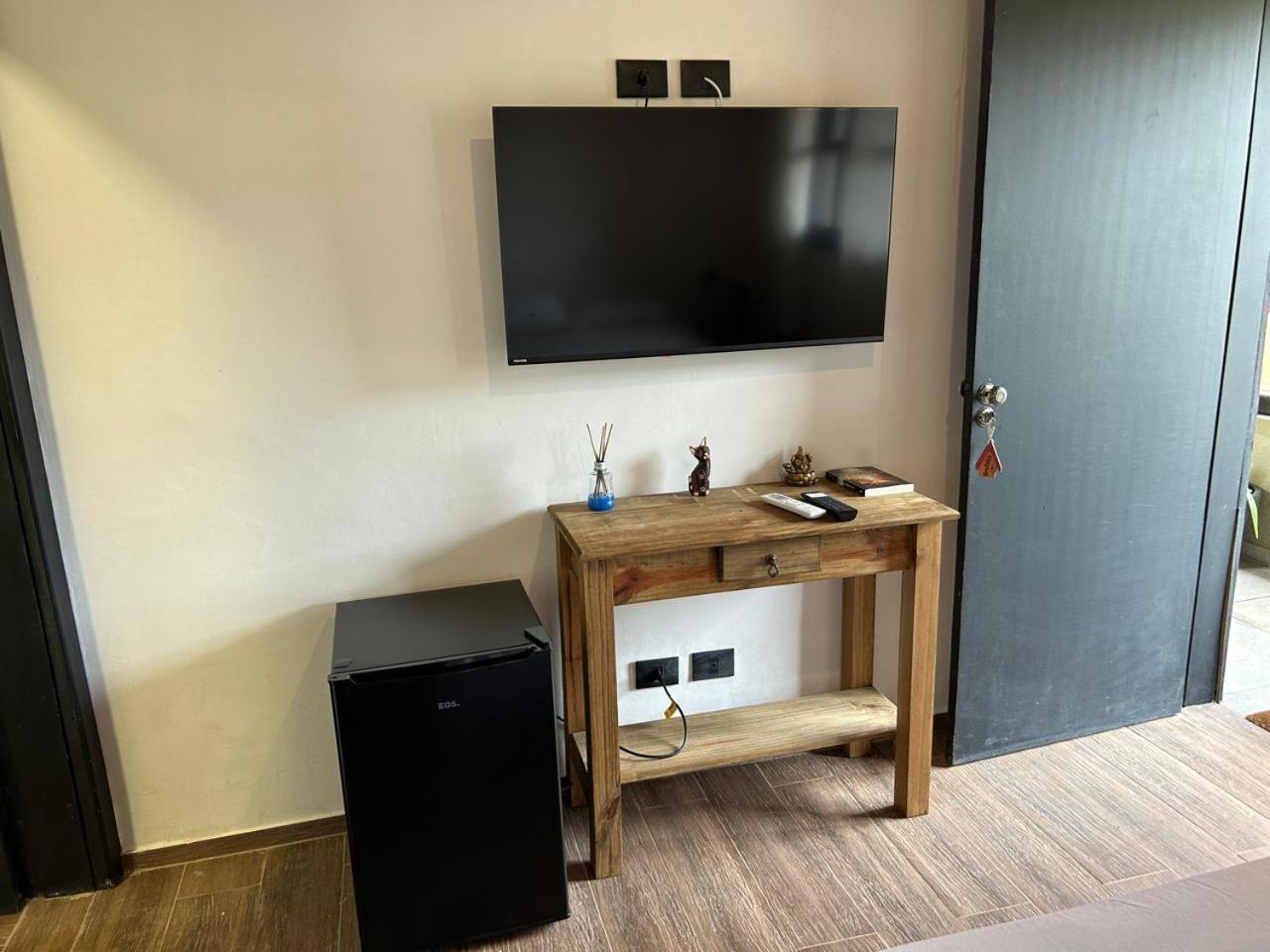 Double Room,1610316162:JPEG